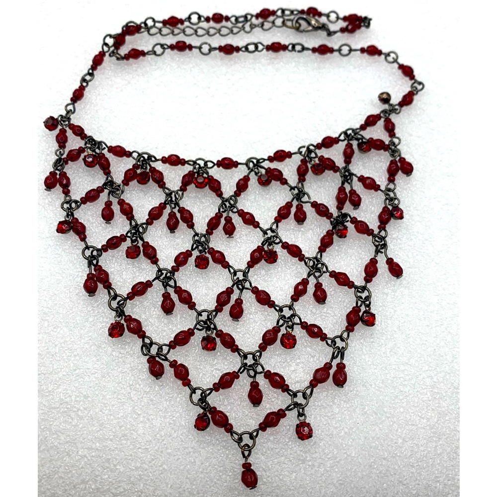 Red Netted Design Bead Necklace/Dark Silver Tone. 16” Pre Loved